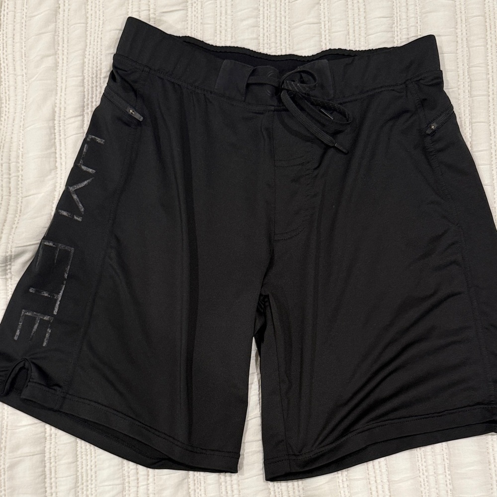 Hylete Dual-Tone Black and Gray Athletic Shorts - Picture 3 of 6